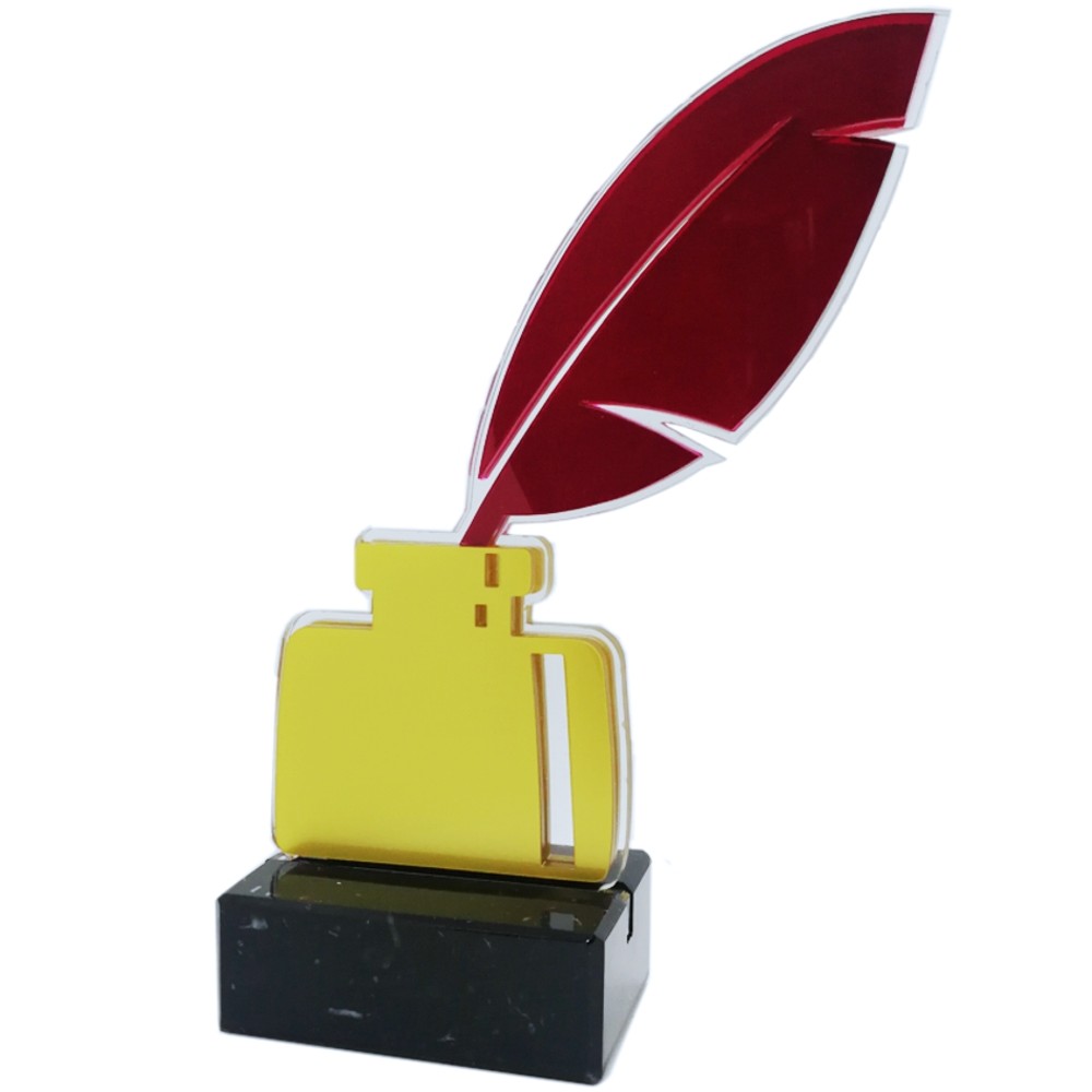 trofeo literario pluma